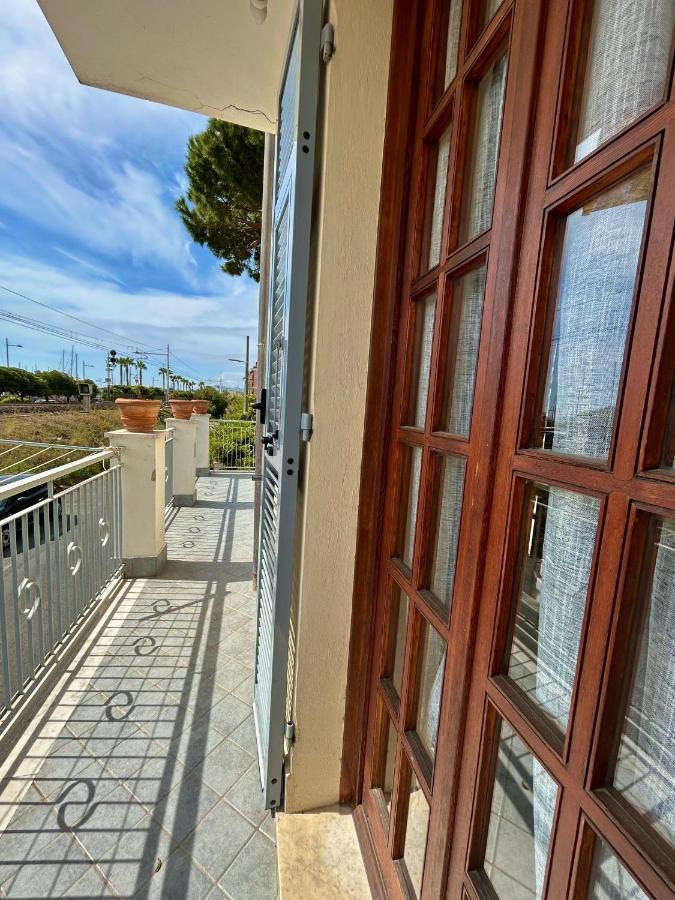 La Casa Di Carlotta Villa Loano Kültér fotó